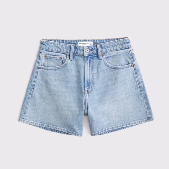 Abercrombie & Fitch Pants - ABERCROMBIE CURVE LOVE HIGH RISE DAD SHORT